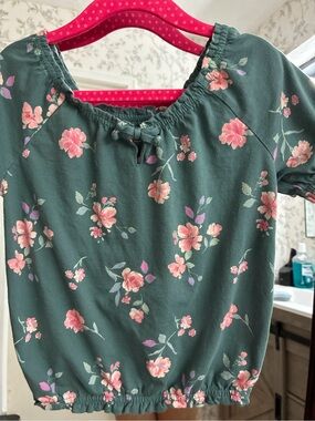 OshKosh B'gosh Dark Green Floral Top with Pink Accents